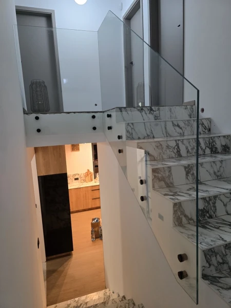 balustrada-szklana-38